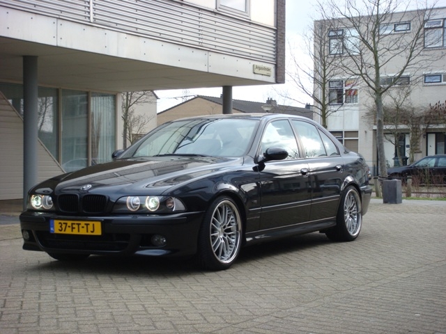 BMW 540i