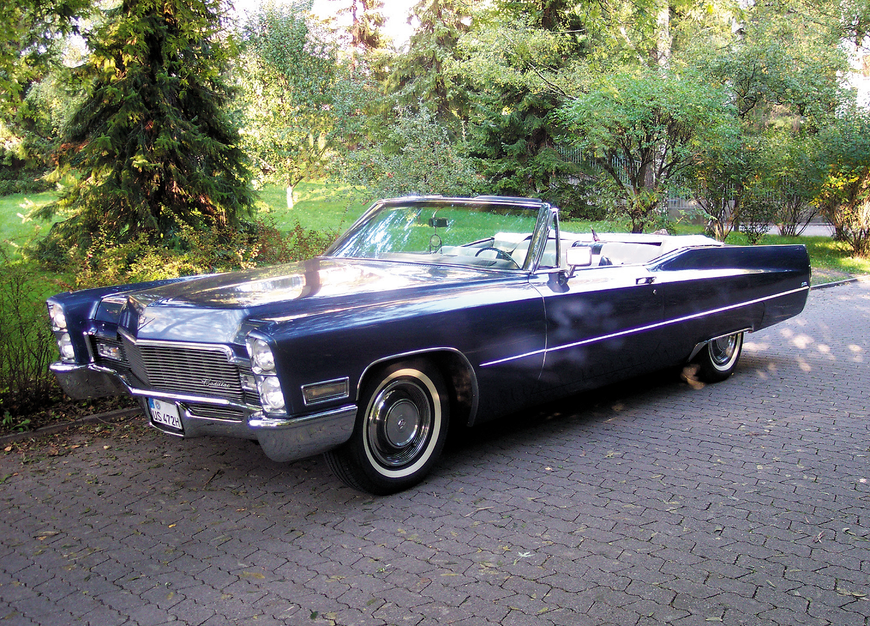 Cadillac DeVille Convertible: 1 фото