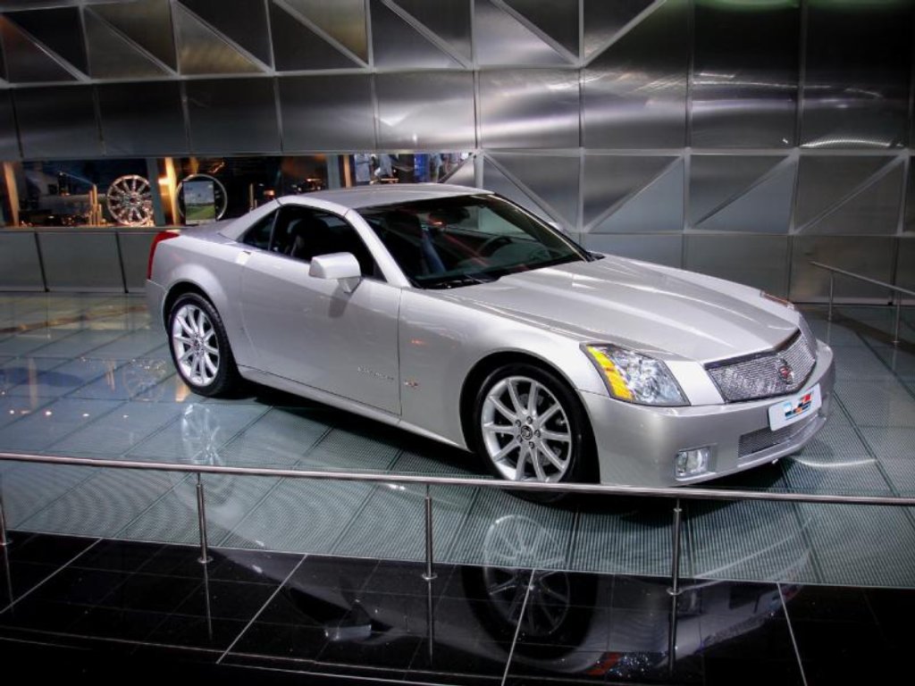 Cadillac XLR: 9 фото