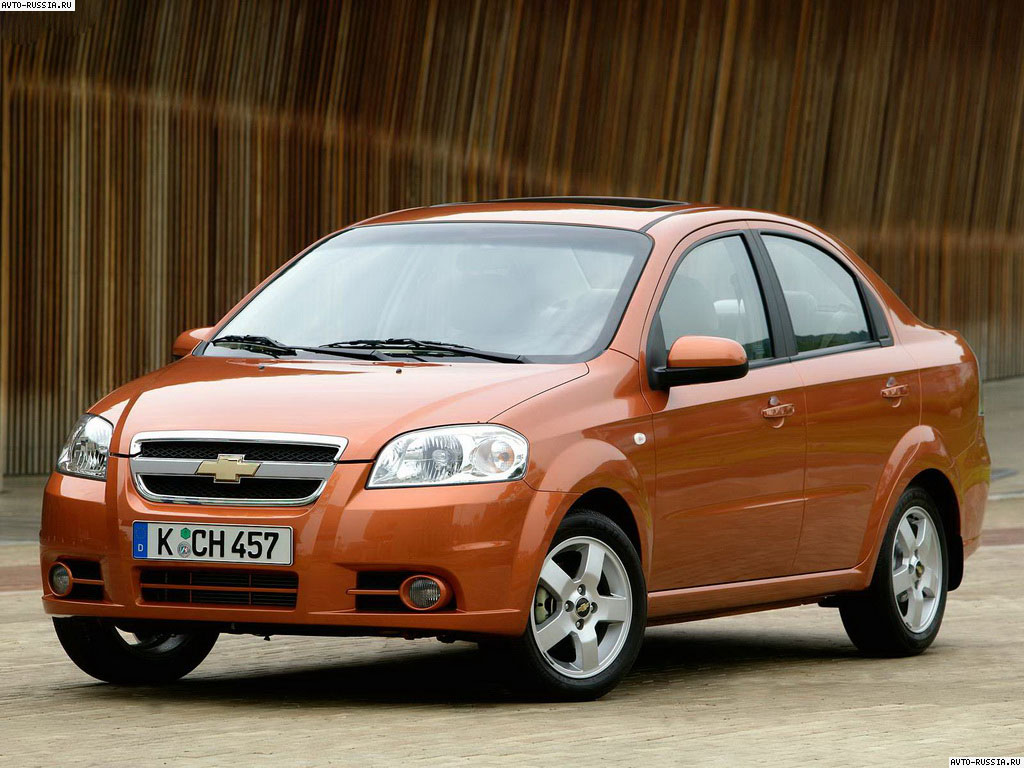 Chevrolet Aveo: 4 фото