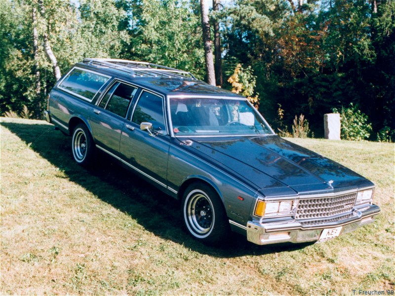 Chevrolet Caprice Wagon: 4 фото