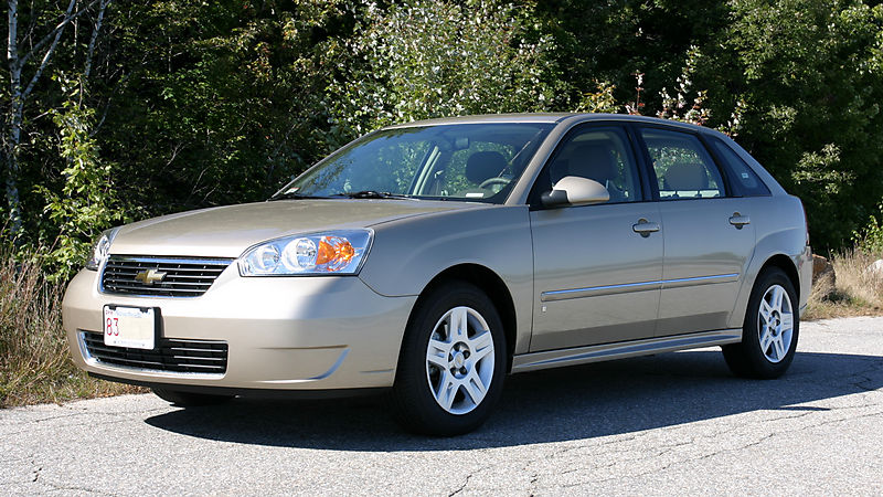 Chevrolet Malibu Maxx: 6 фото