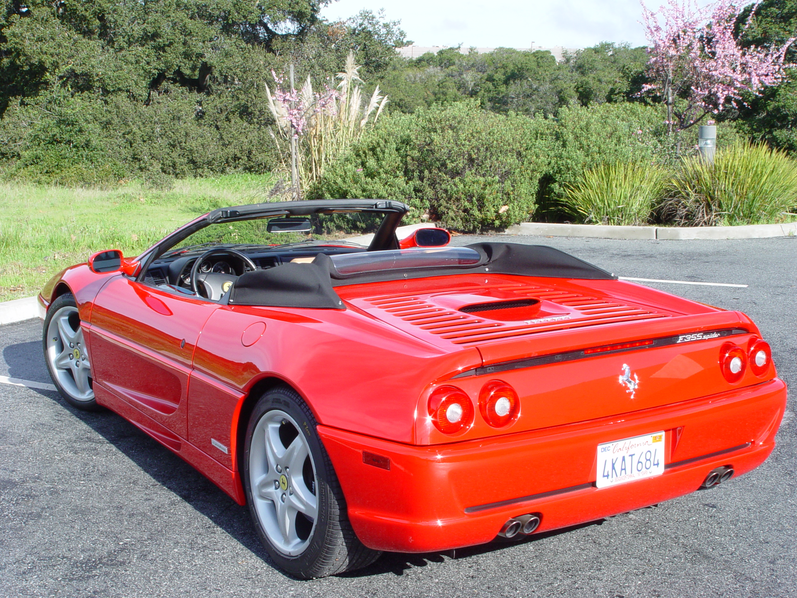 Ferrari F355: 10 фото