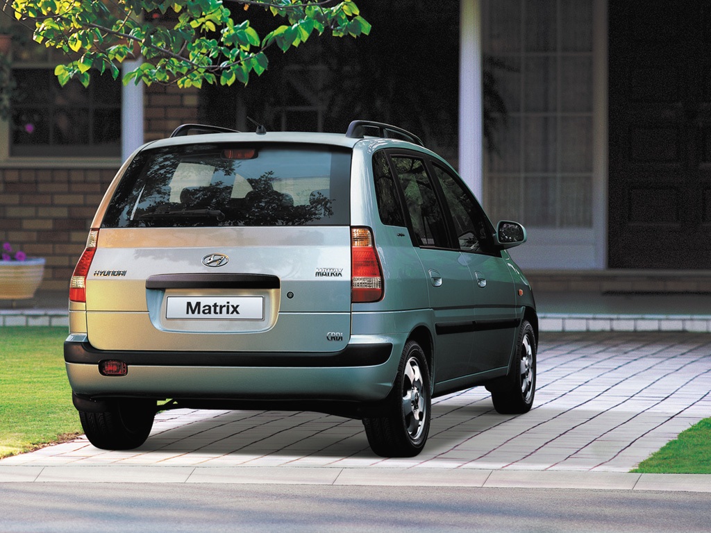 Hyundai Matrix: 12 фото