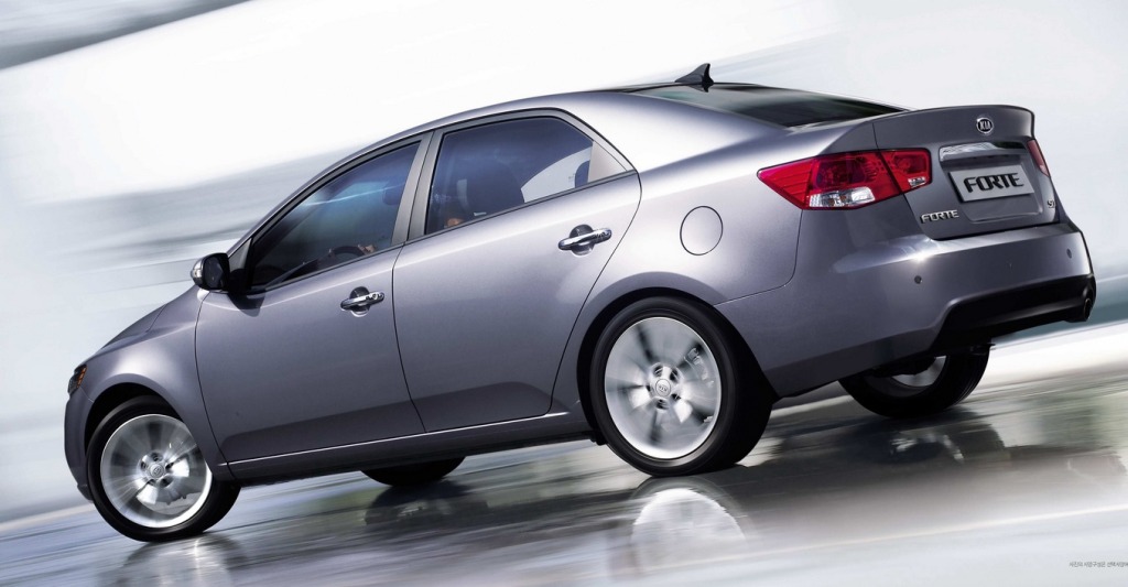 Kia Forte: 6 фото