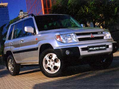 Mitsubishi Pajero Pinin: 9 фото