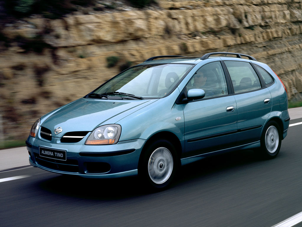 Nissan Almera Tino: 5 фото