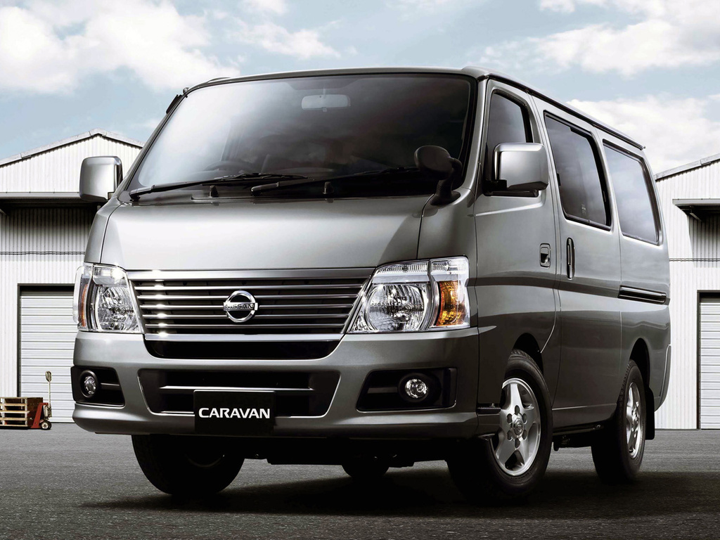 Nissan Caravan: 6 фото