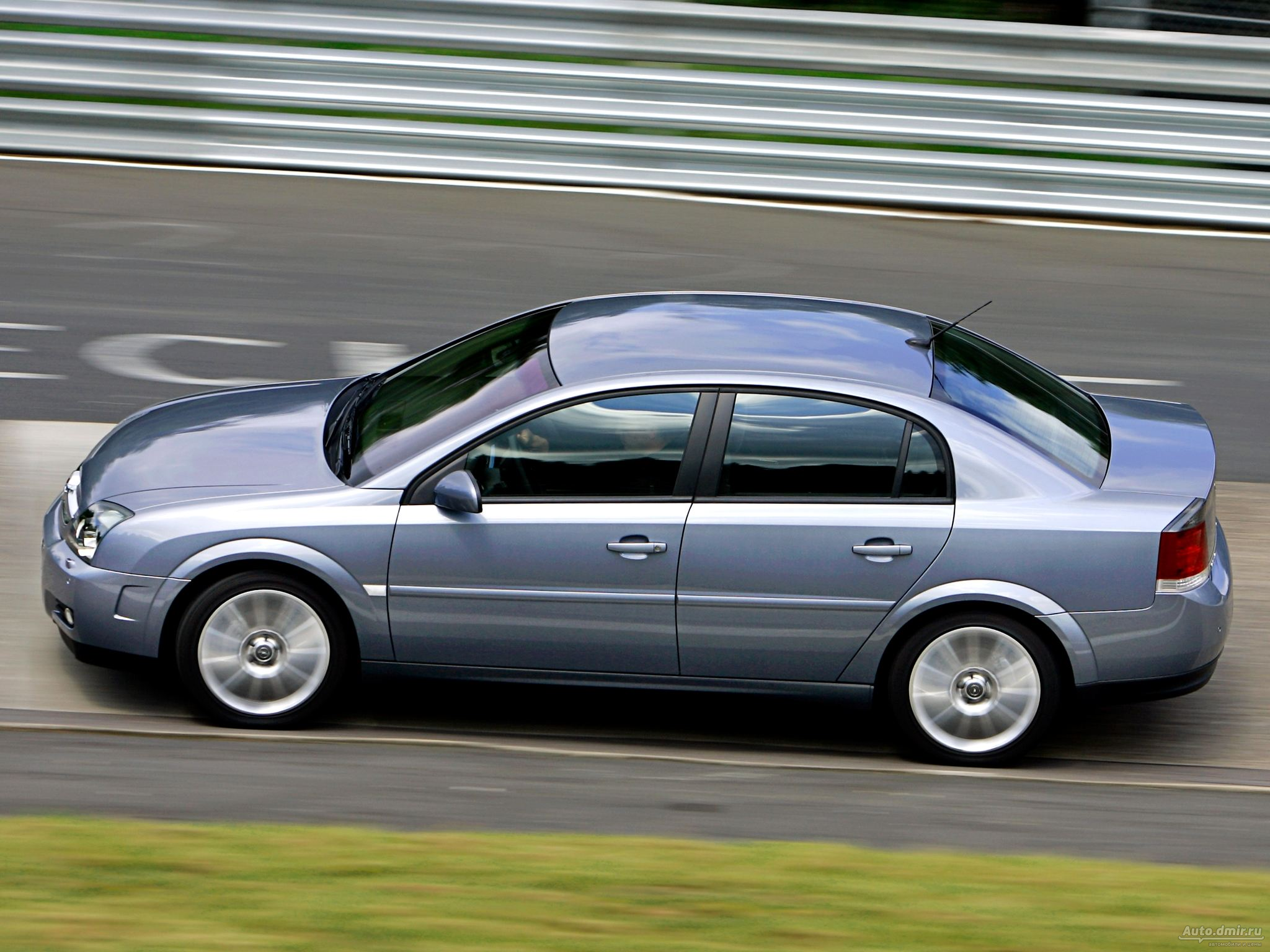 Opel Vectra: 9 фото