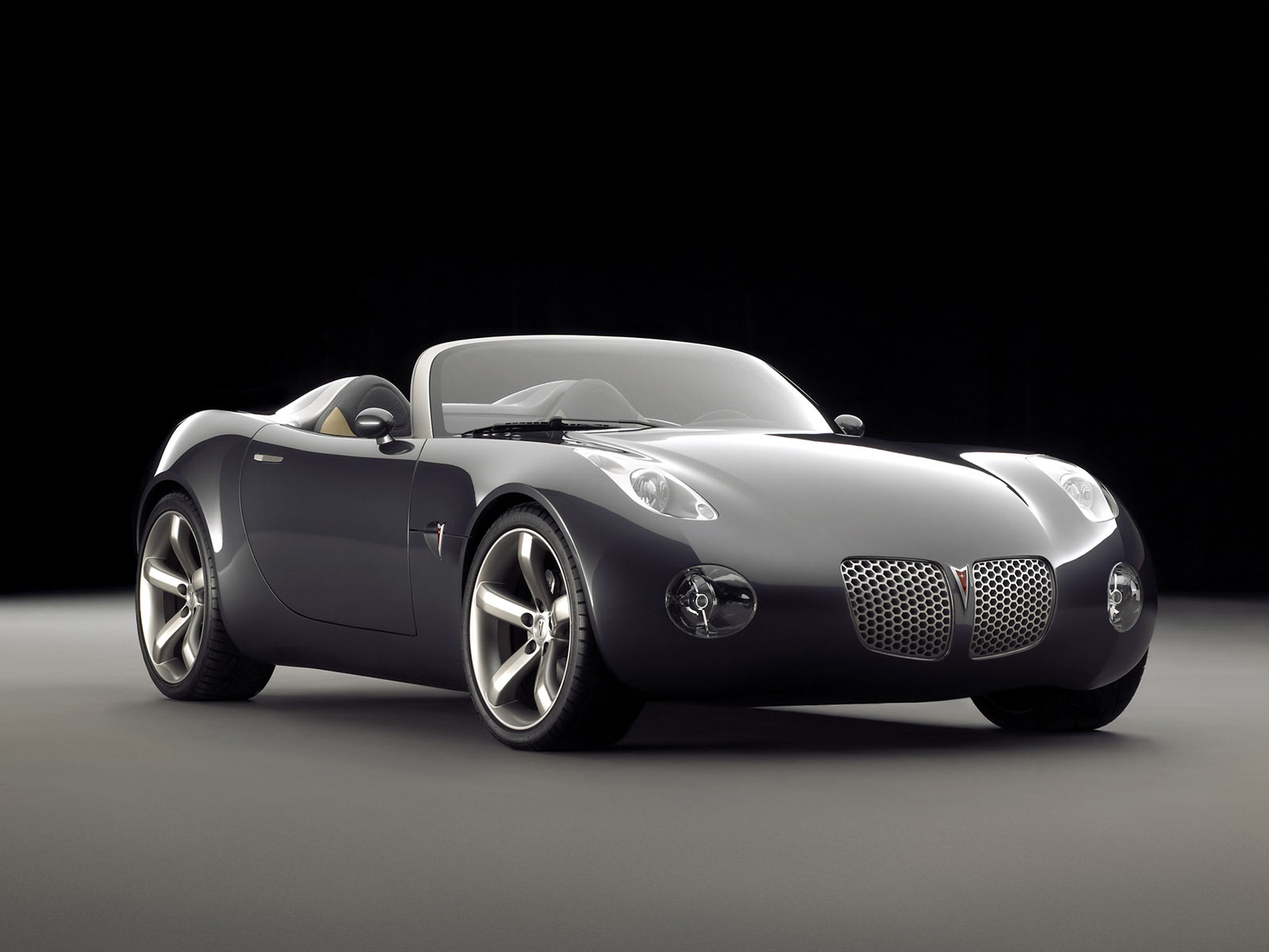 Pontiac Solstice (05 фото) Размер: 1600 x 1200 px.