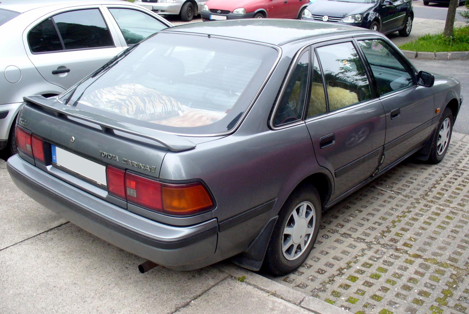 Toyota Carina II: 12 фото