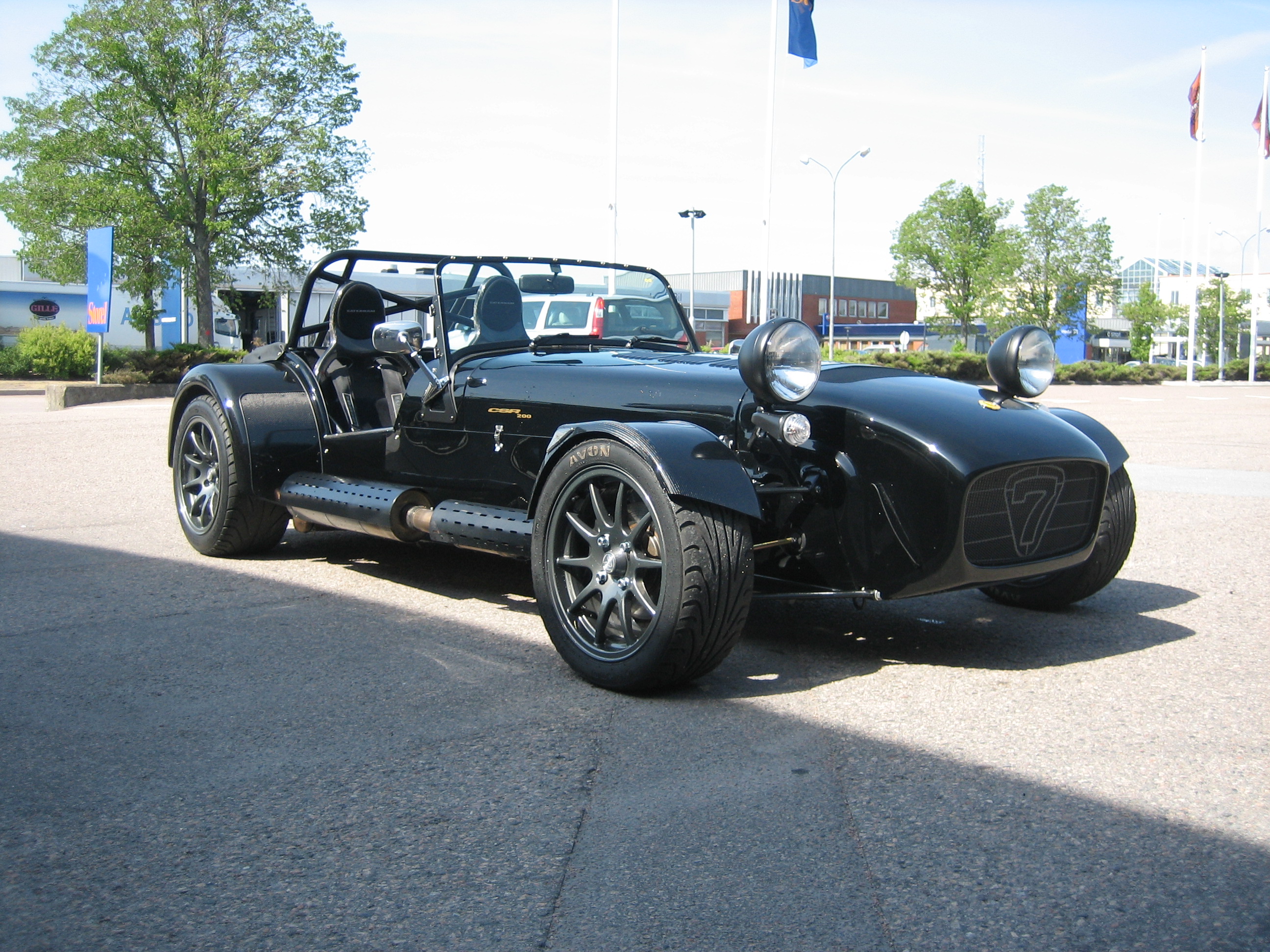 Caterham: 3 фото