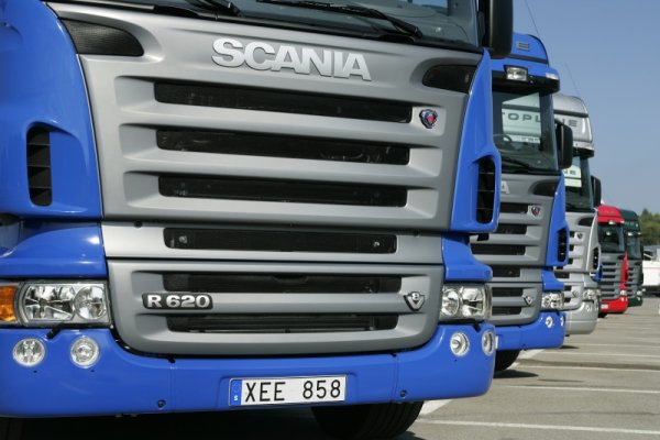 Scania: 2 фото