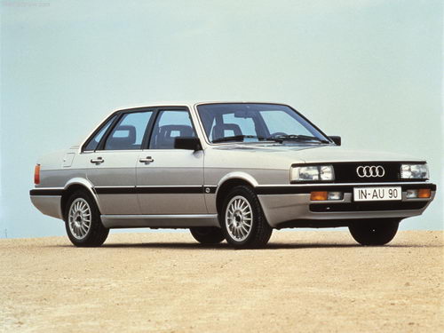 Audi 90: 9 фото
