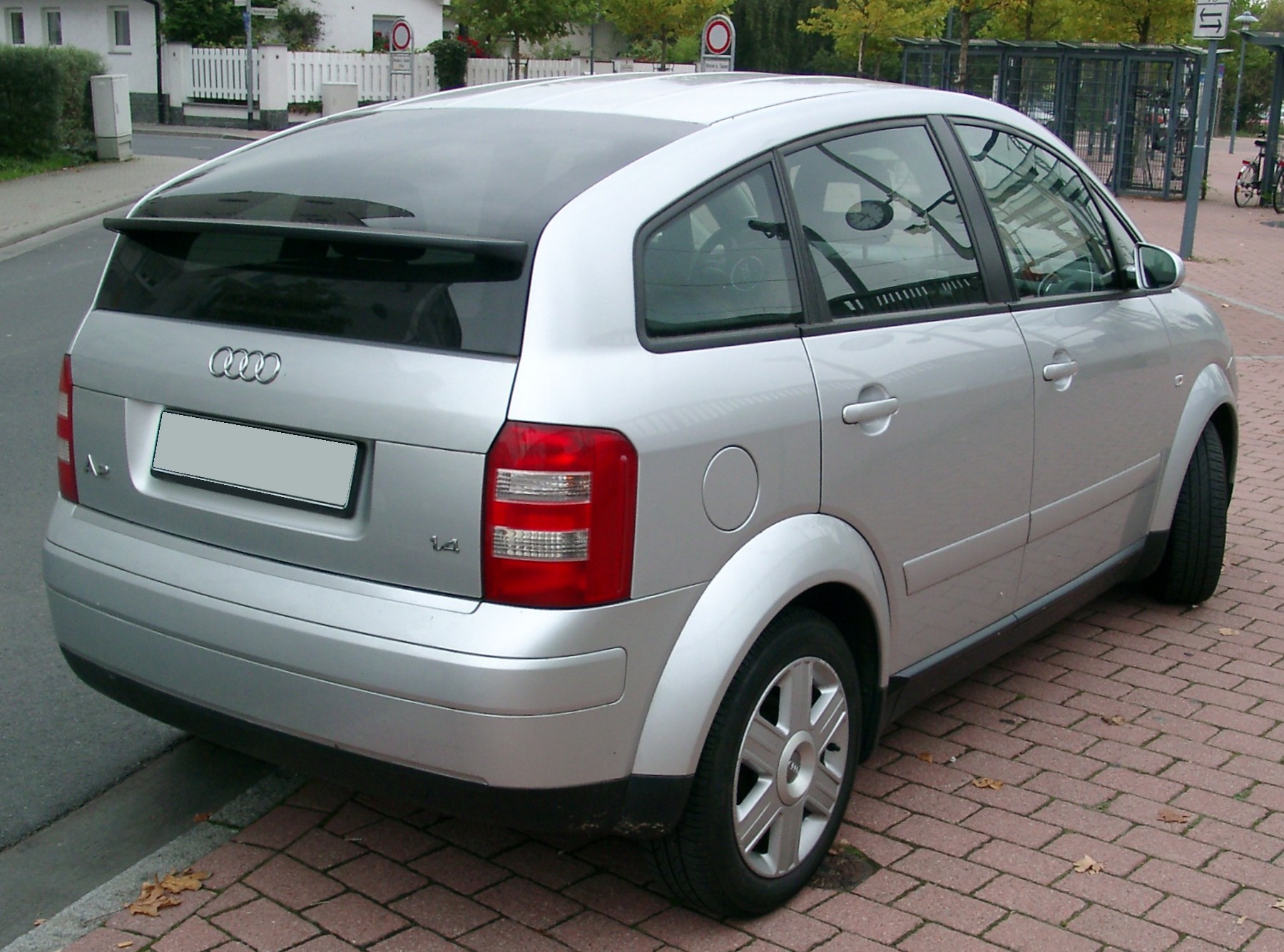 Audi A2: 6 фото