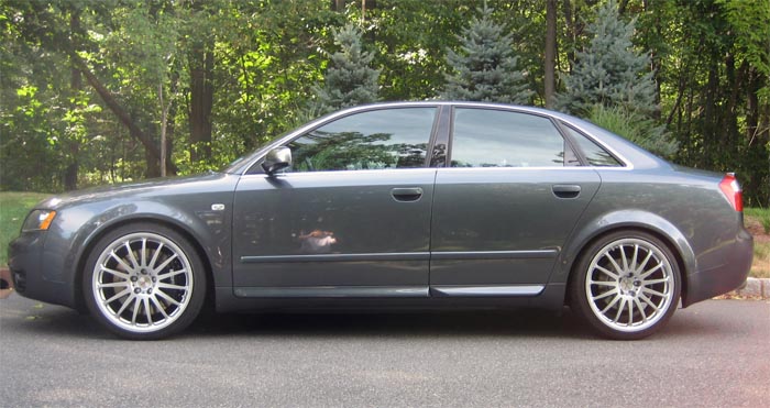 Audi S4 B6: 2 фото