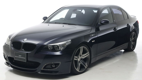 BMW 5-series E60: 2 фото