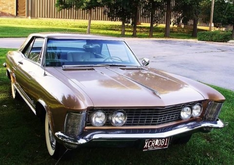 Buick Riviera: 10 фото