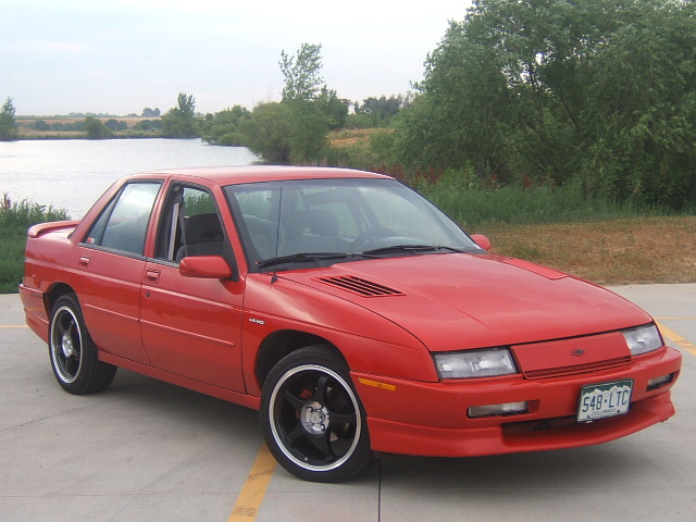 Chevrolet Corsica: 5 фото