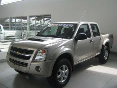 Chevrolet LUV D-MAX: 7 фото