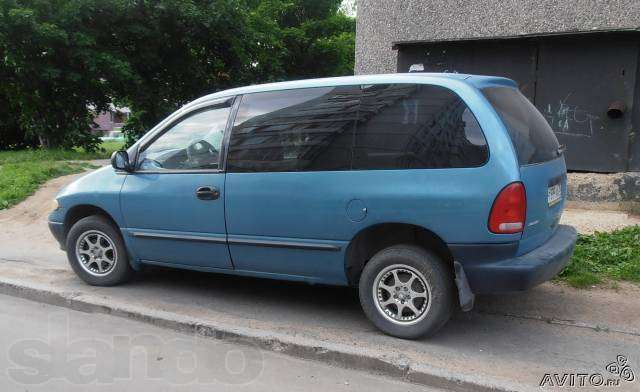 Dodge Caravan III: 9 фото