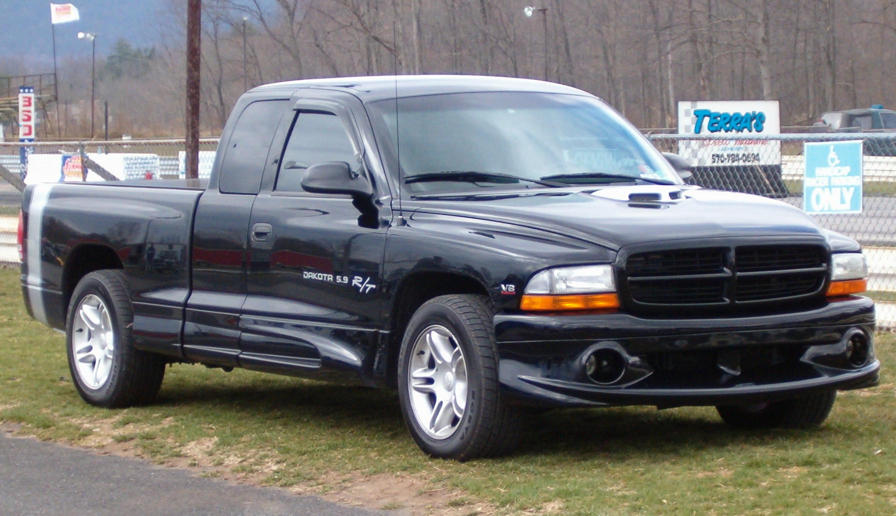 Фотогалерея Dodge Dakota.