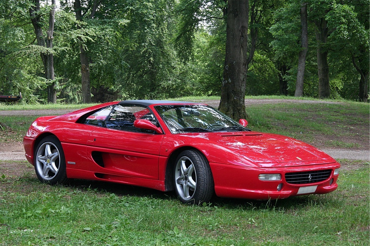 Ferrari F355: 11 фото