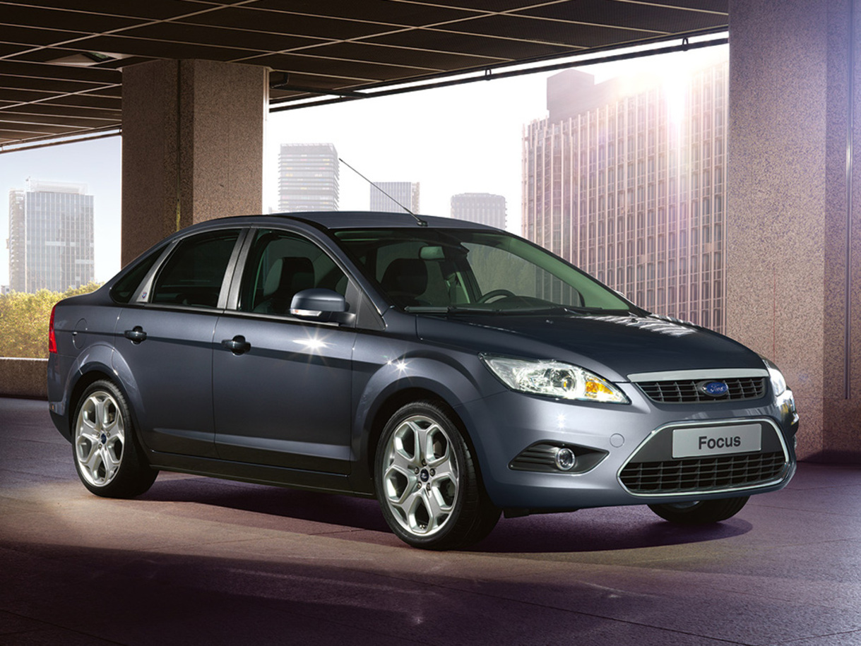 Ford Focus Sedan: 2 фото