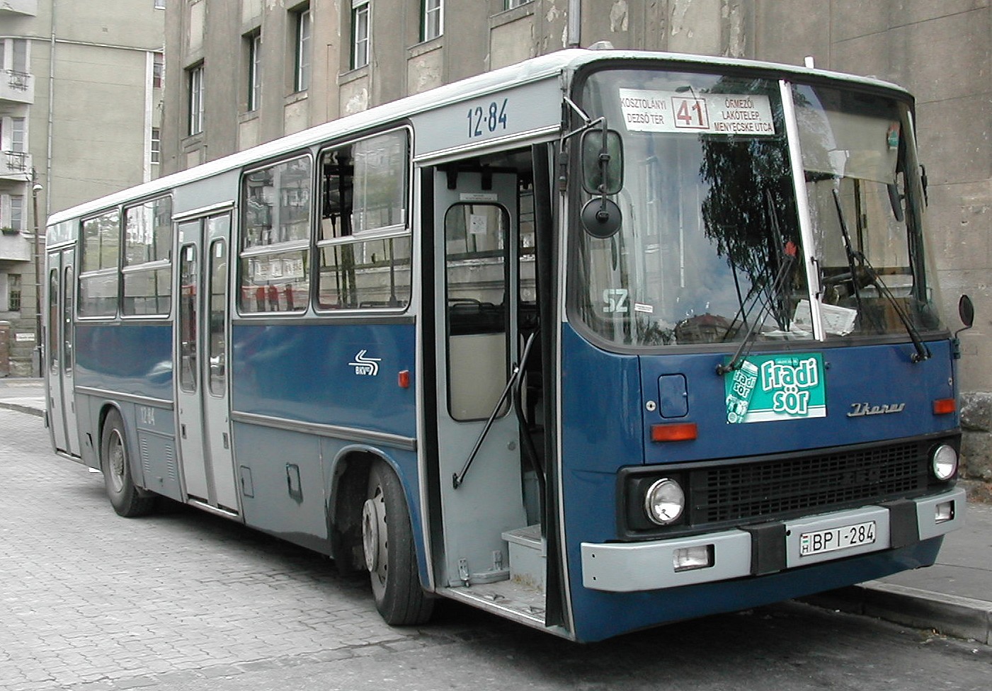 Ikarus 260