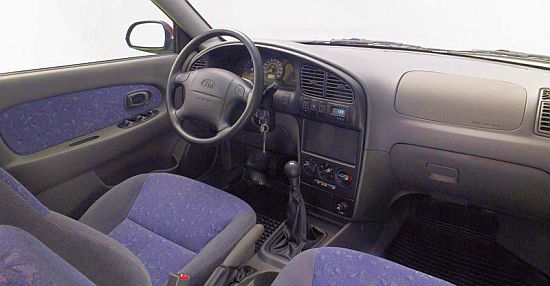 Kia Spectra: 11 фото