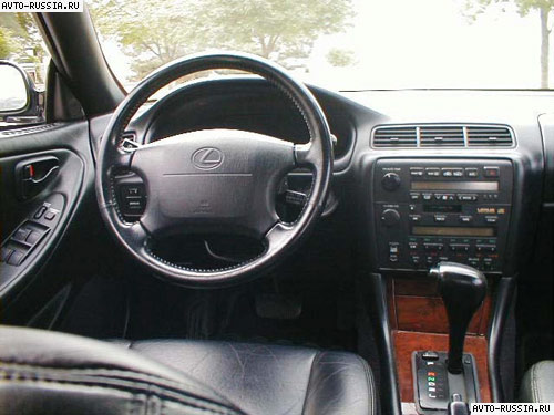 Lexus ES II: 2 фото