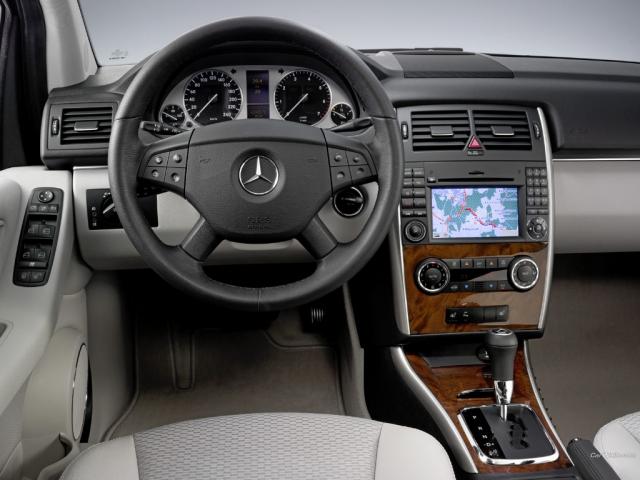 Mercedes-Benz B: 03 фото