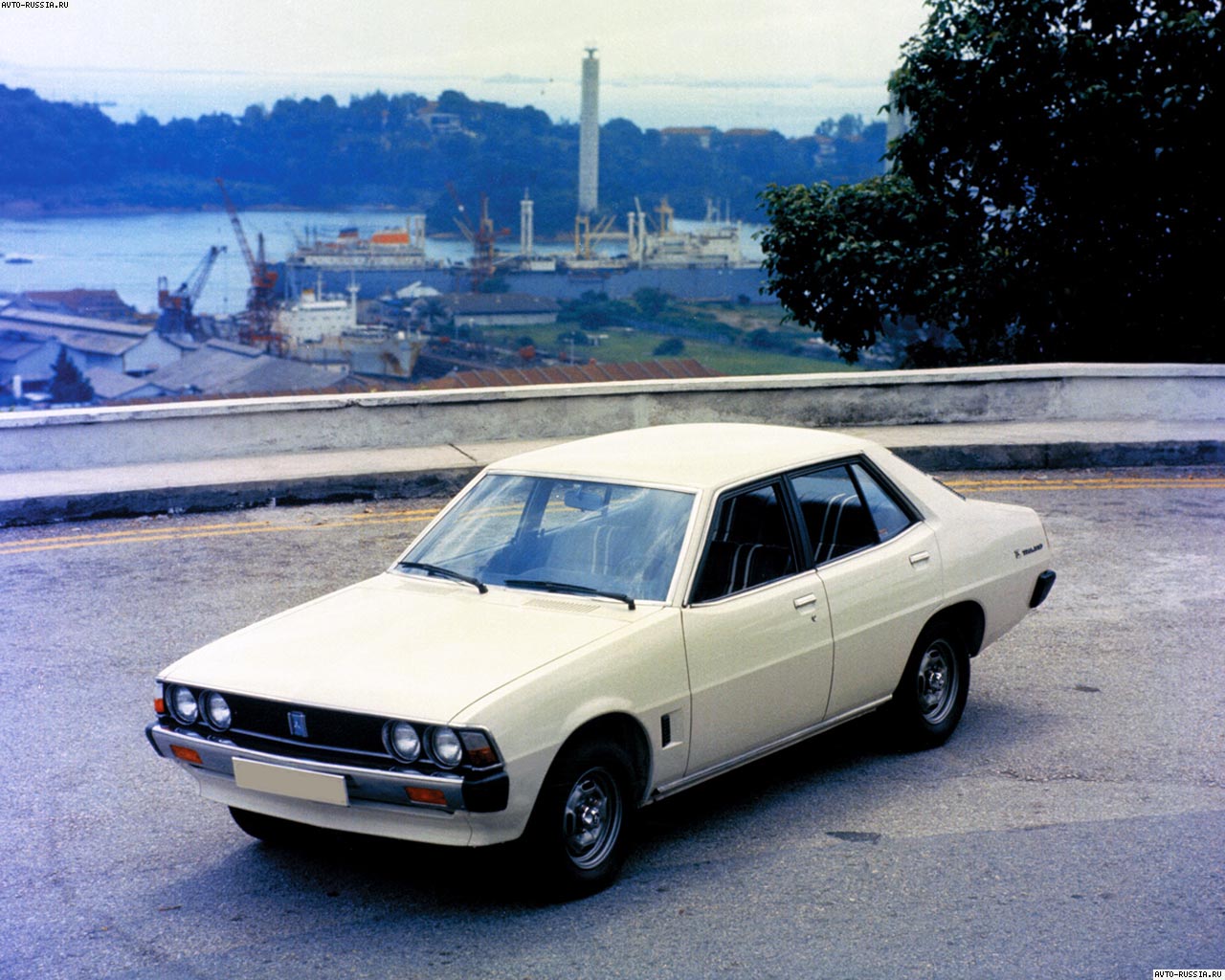 Mitsubishi Galant III: 10 фото