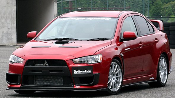 Mitsubishi Lancer Evolution X: 9 фото