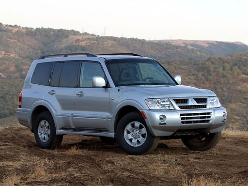 Mitsubishi Pajero: 10 фото