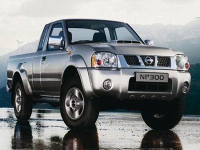 Nissan Pick UP: 6 фото