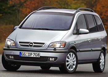 Opel Zafira: 10 фото