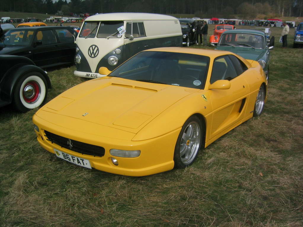 Pontiac Fiero: 5 фото