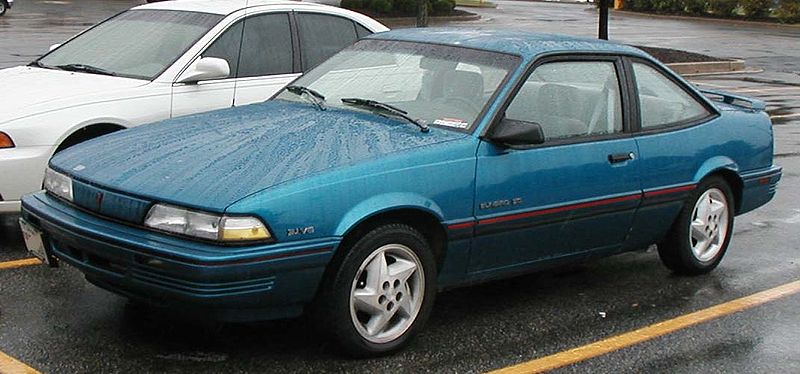 Pontiac Sunbird: 10 фото