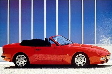 Porsche 944: 9 фото