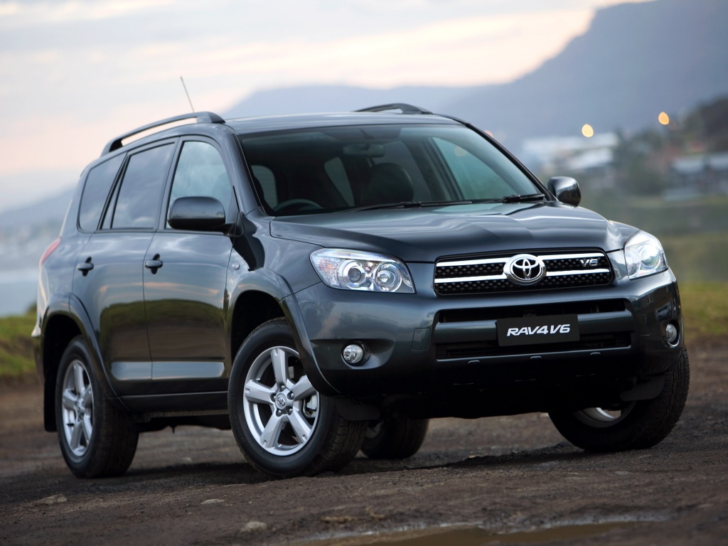 Toyota RAV4: 1 фото